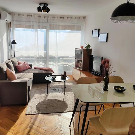 Adria Holliday Rijeka Apartment ภายนอก รูปภาพ