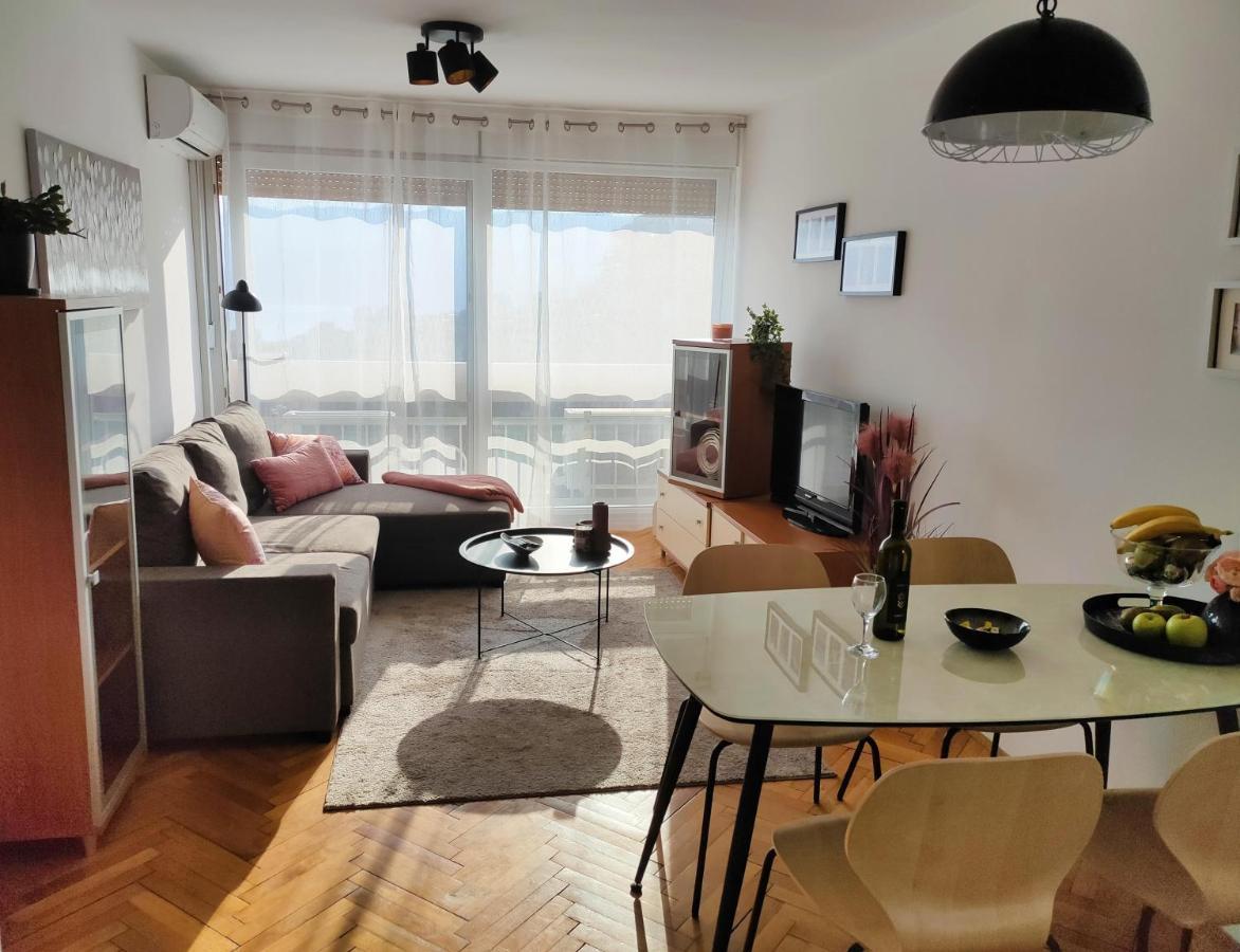 Adria Holliday Rijeka Apartment ภายนอก รูปภาพ