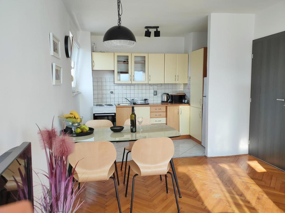 Adria Holliday Rijeka Apartment ภายนอก รูปภาพ